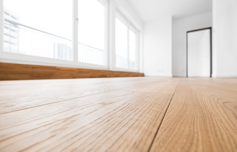 
Догляд та чищення дерев’яних підлог					