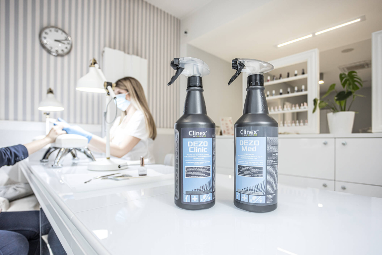 
Novelty! Effective disinfection in a beauty and hairdressing salon.					