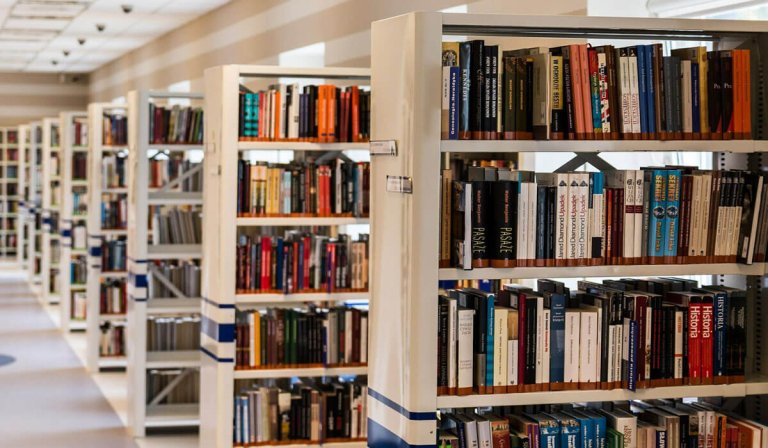 
5 obszarów dezynfekcji w bibliotekach					
