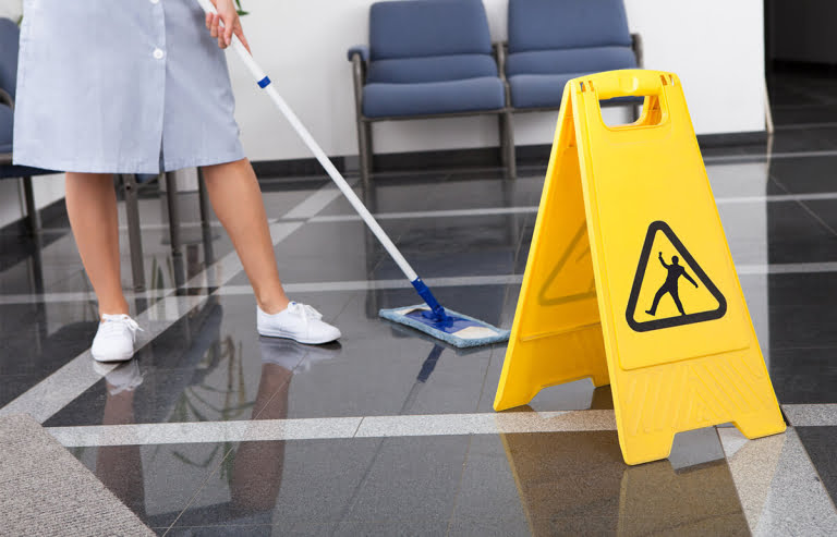 
Свіжість, чистота і захист – універсальна рідина для миття підлоги					