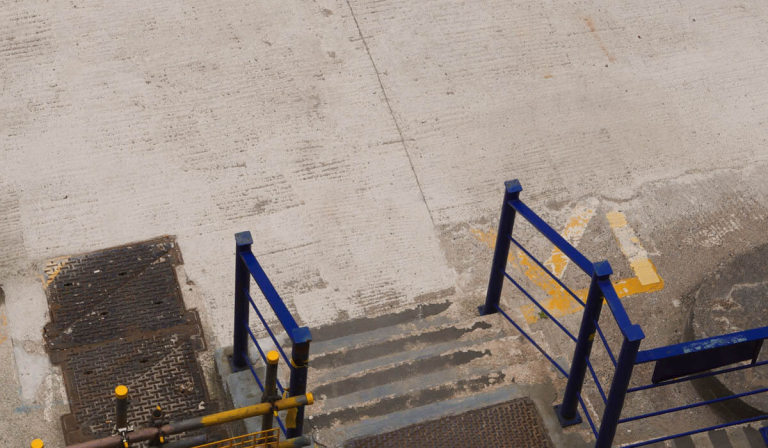 
Effective washing and cleaning of industrial floors					