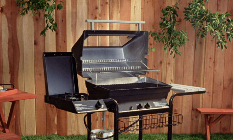 
Say goodbye to fat! Cleaning the grill and greasy dirt in the kitchen.					
