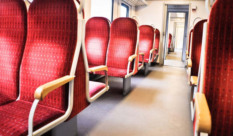 
Train cleaning – how to keep rolling stock clean					